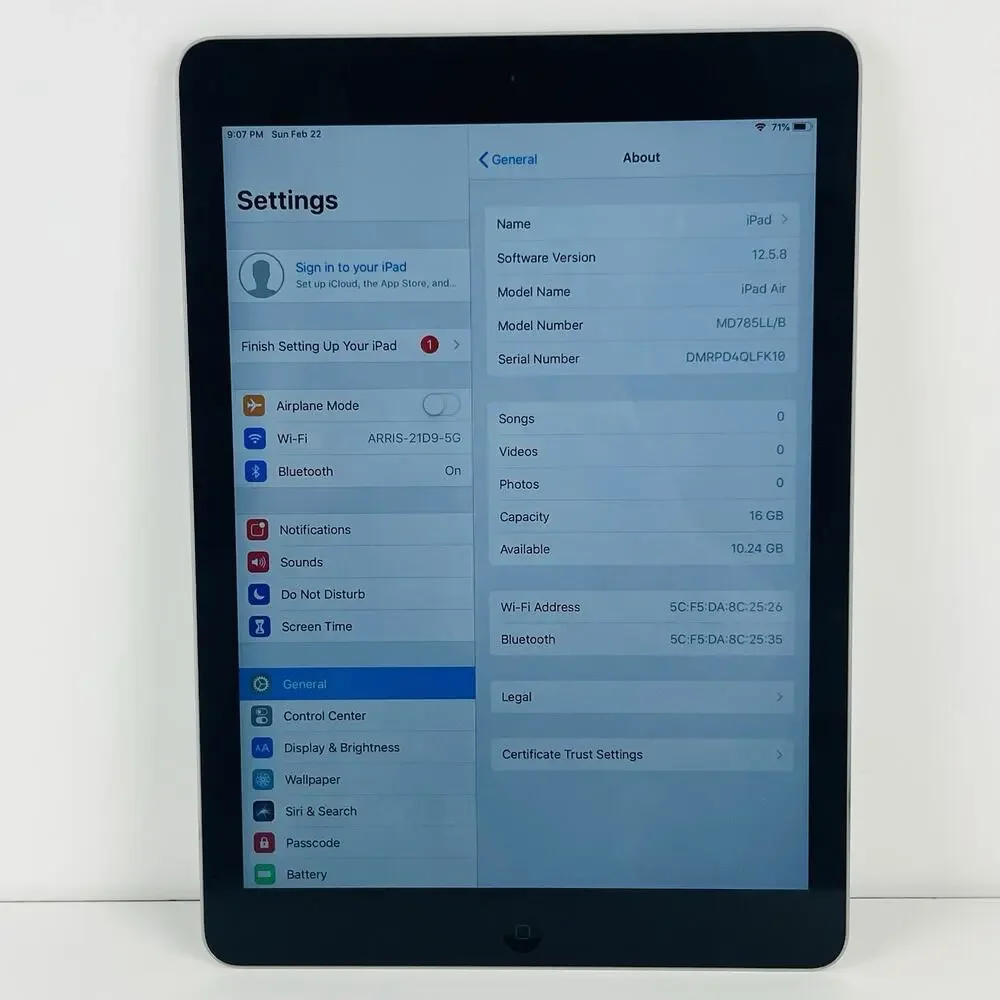 Apple iPad Air 1st Generation A1474 16 GB Wi-Fi 9.7 in | Space Gray | EPH-00011